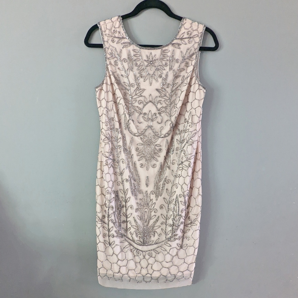 Adrianna Papell Elegant Beaded Shift Dress Sz 6